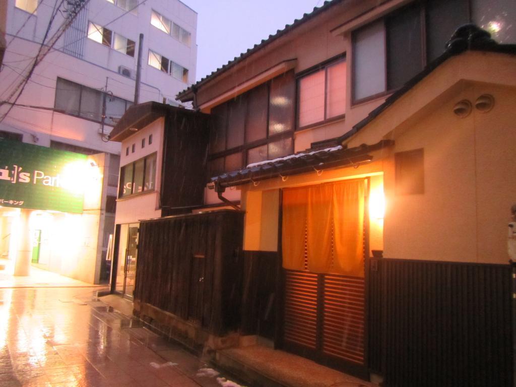 Kanazawa Machiya Inn Hana Extérieur photo